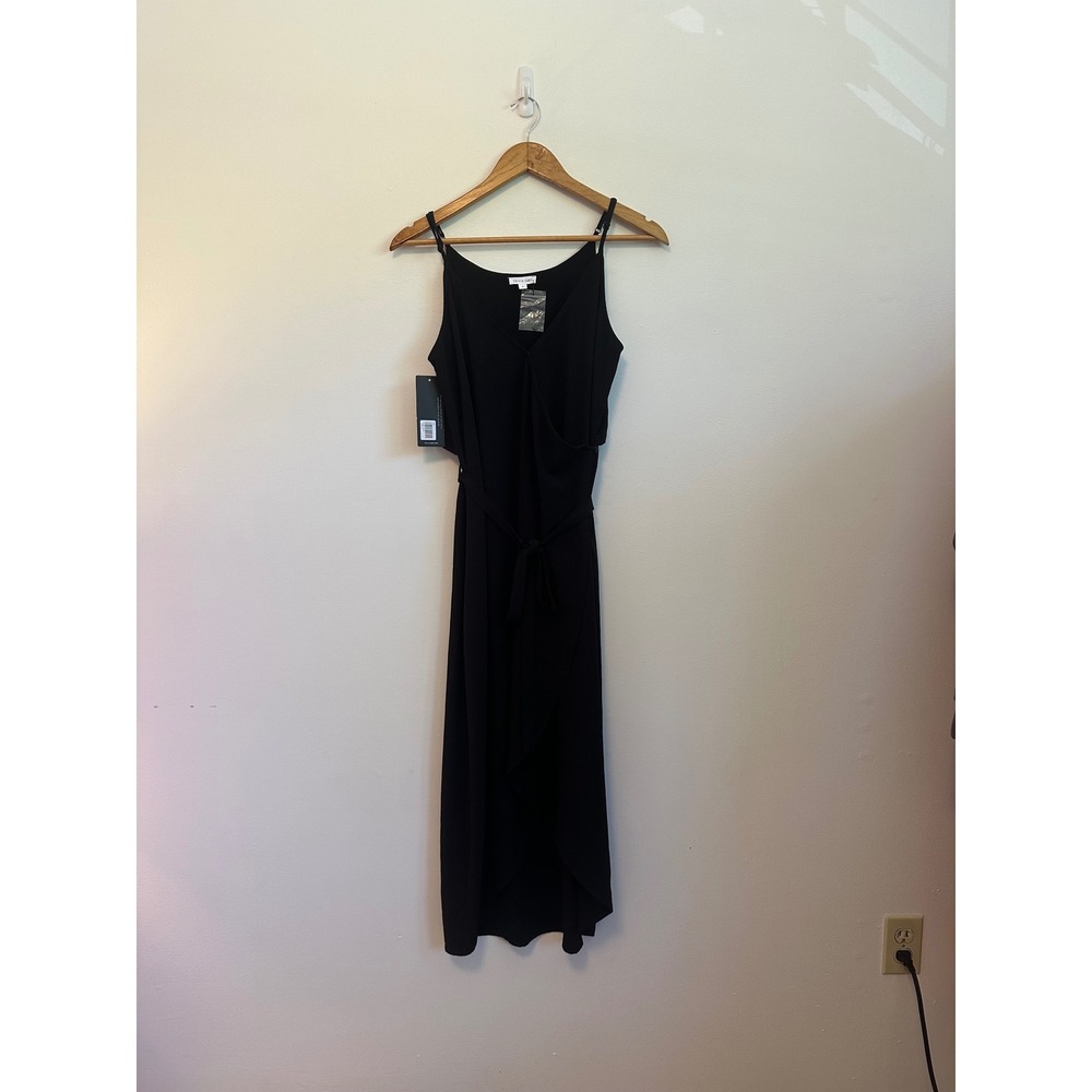 NWT Olivia Grey Black Wrap Dress | Size Medium